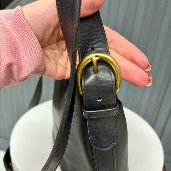 Vintage 90s Coach Worth Bag 4143 Black Glove-Tanned Leather Shoulder Bag - Picture 14 of 17